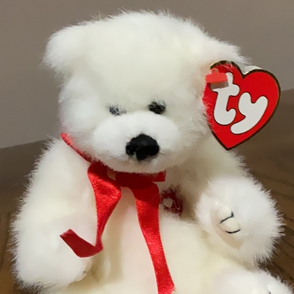 Ty Amore white with red embroidered “I♥️U”on chest collectible Valentine 💘 bear - Picture 3 of 13